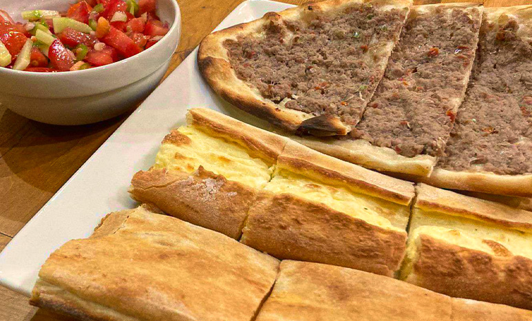 Etli Ekmek et Börek